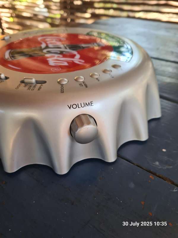 Coca Cola Crown Cap Clock RADIO