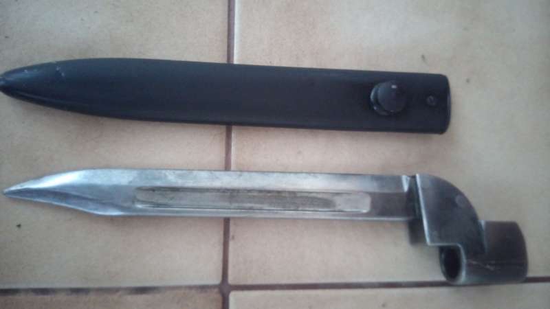 Bayonets x3
