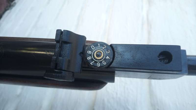 Air rifle