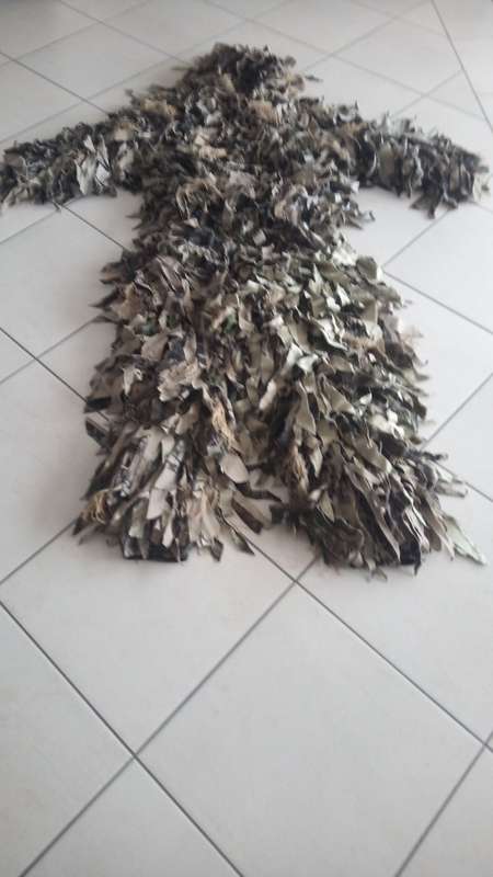 Ghillie suite