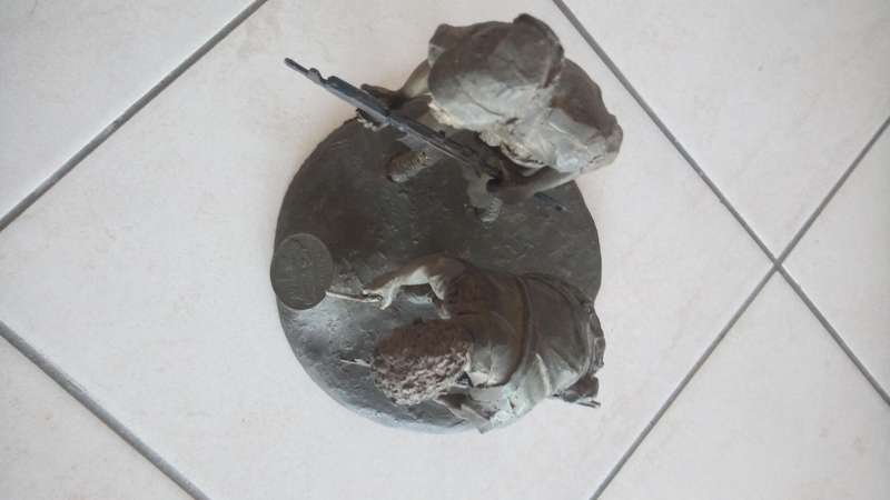 Koevoet resin statue