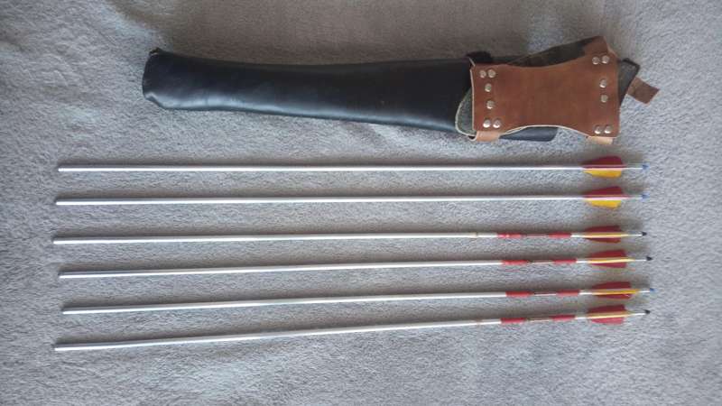 Arrows and arrow pouch