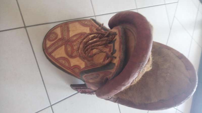 Camel saddle
