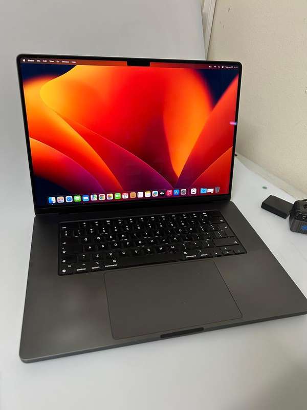 Macbook Pro M3 16" A2991 Space Gray