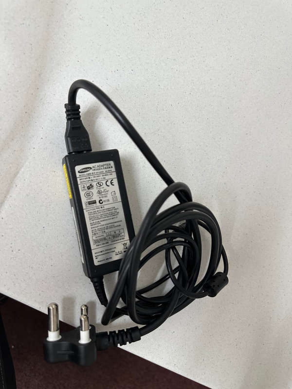 Original Samsung Laptop Charger - AD-6019