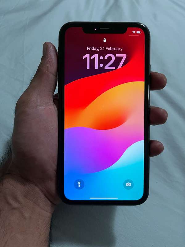 iPhone 11 - 64gb