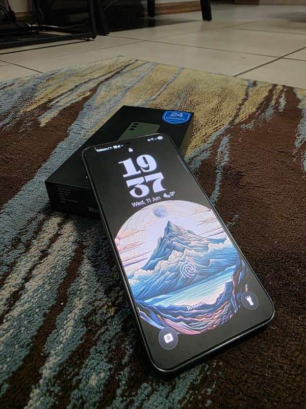 Samsung S23 256gb - Dual Sim