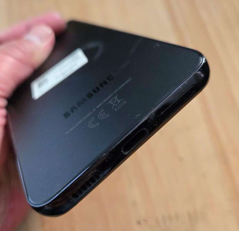 Samsung S22 - 256gb Dual Sim