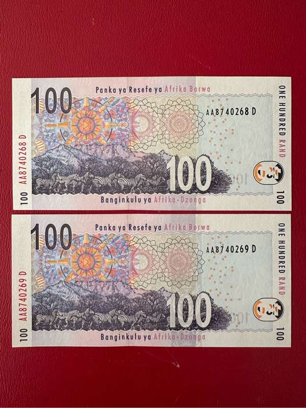 R100 G Marcus 1st issue unc AA x2 consecutive numbers