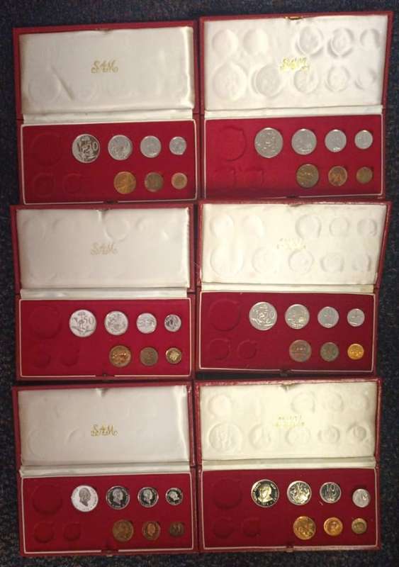 Long Proof Sets -  No gold, no R1, various years - 6 boxes
