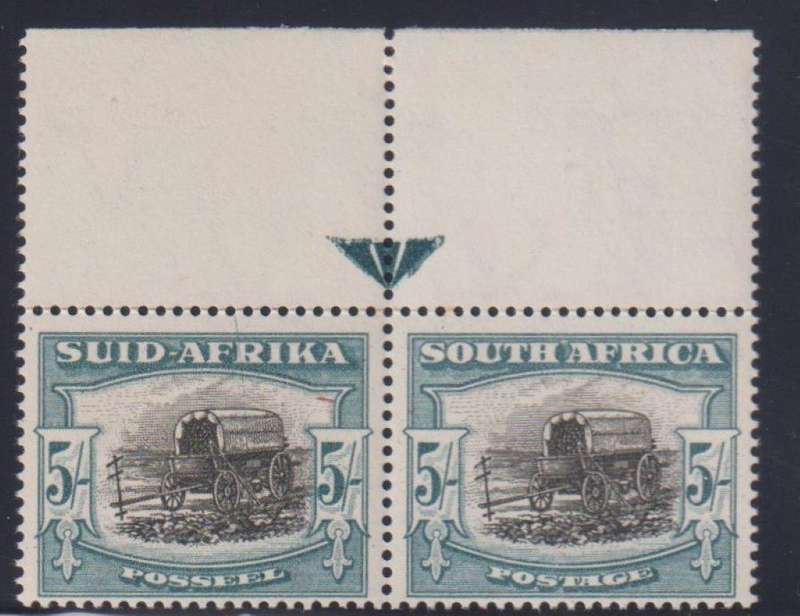 SA 1949 5/- ARROW PAIR SUPERB LIGHTLY HINGED MINT - SACC 121