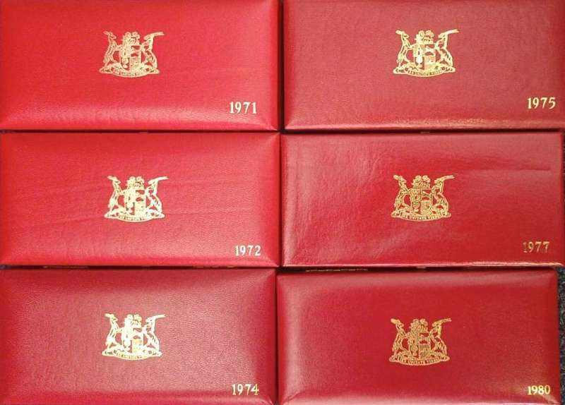 Long Proof Sets -  No gold, no R1, various years - 6 boxes
