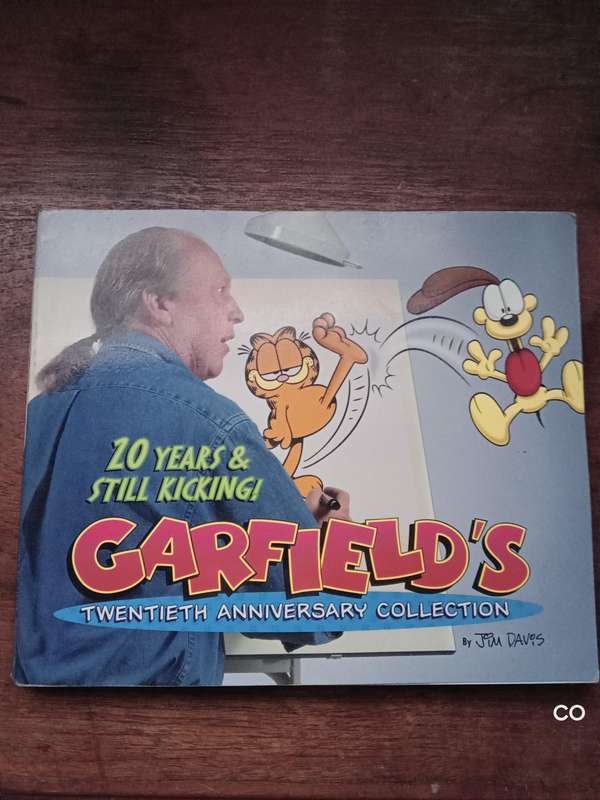 Garfield's Twentieth Anniversary Collection - Jim Davis