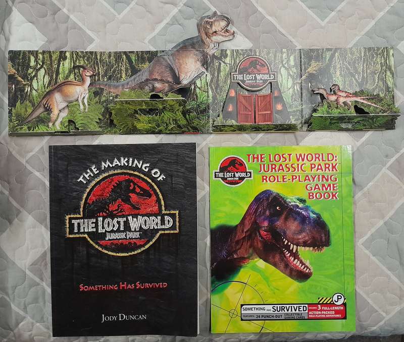 Jurassic Park and The Lost World 2CD Bundle with 2 Books