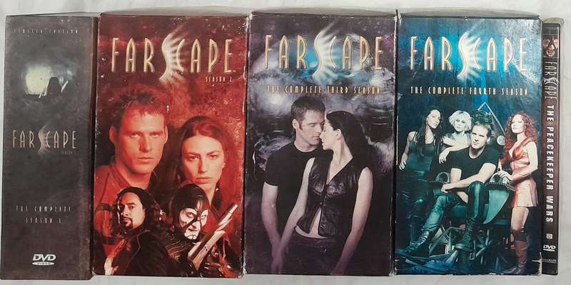 Farscape - Complete Series (seasons 1 to 4 and PeaceKeeper Wars Finale)
