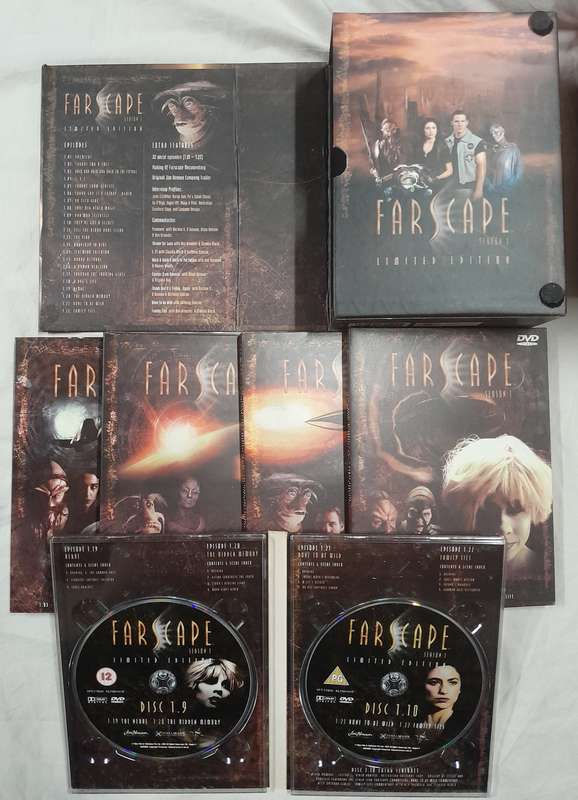 Farscape - Complete Series (seasons 1 to 4 and PeaceKeeper Wars Finale)