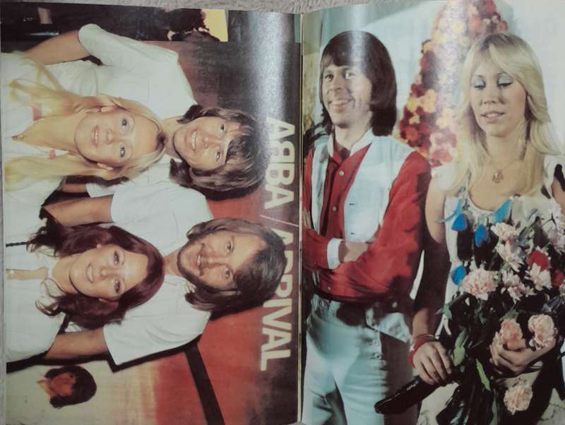 ABBA - Bundle of 3 cassettes and 2 Official Magazines (Super Trouper, The Visitors, The Singles)