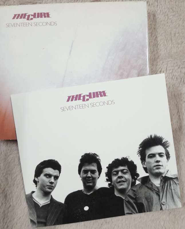 The Cure - Seventeen Seconds 2CD set (2005 release)