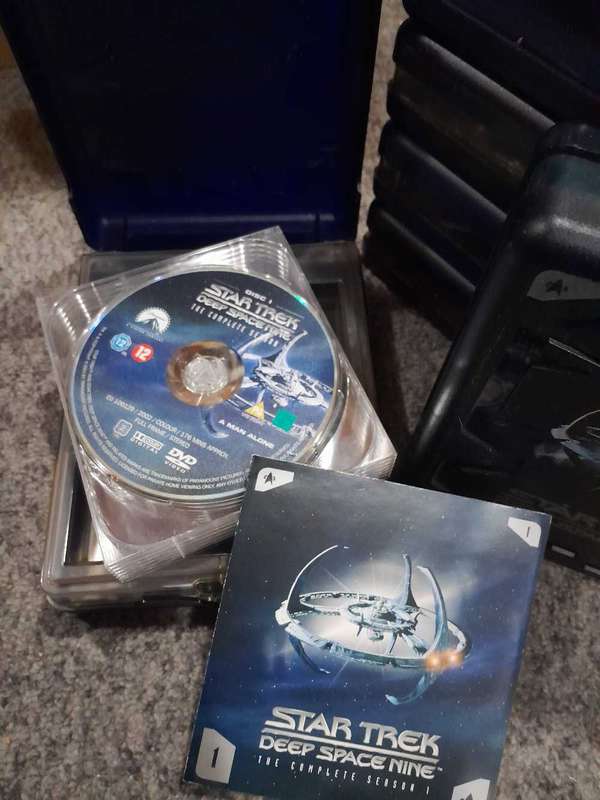 Star Trek - Deep Space Nine complete series 1 to 7 Dvd bundle