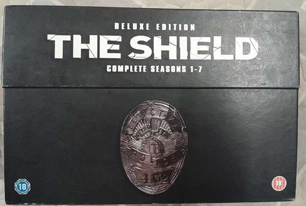 The Shield - Complete Seasons 1 to 7 Deluxe Edition DVD Box Set