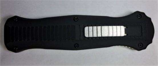 Automatic OTF Knife with double edged blade