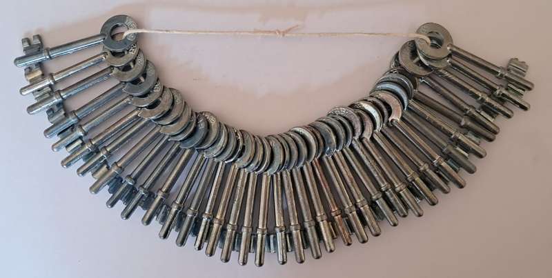 Lot of new door lock keys (MxxB range)
