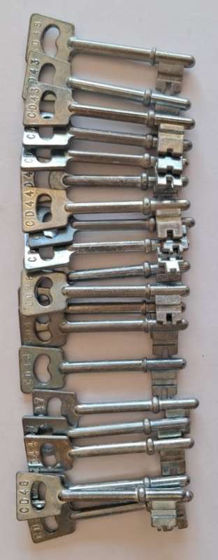 Lot of new door lock keys (CDxx range)