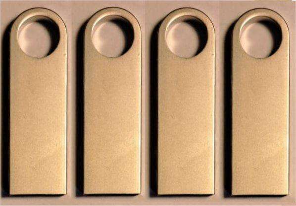 4 x 8Gb Flash Drives for 1 Bid