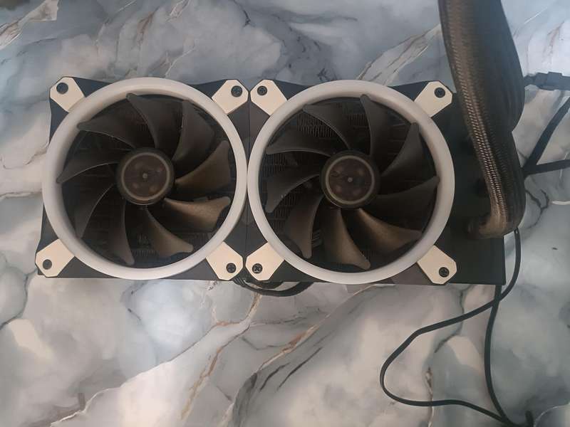 AIO Antec 240MM WaterCooler