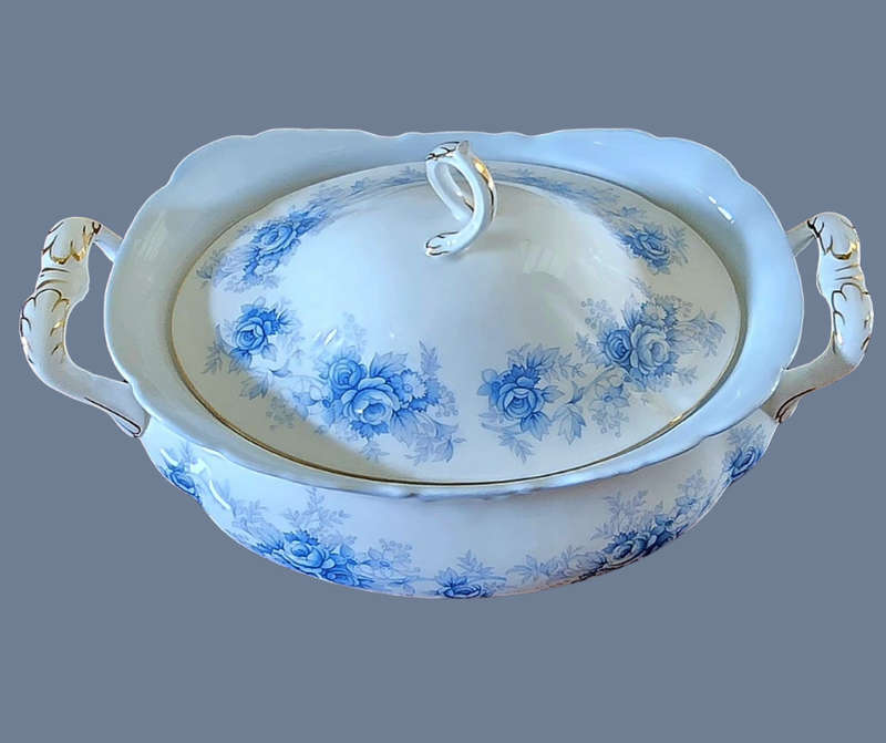 Royal Albert TIFFANY full dinner set - 35 piece set
