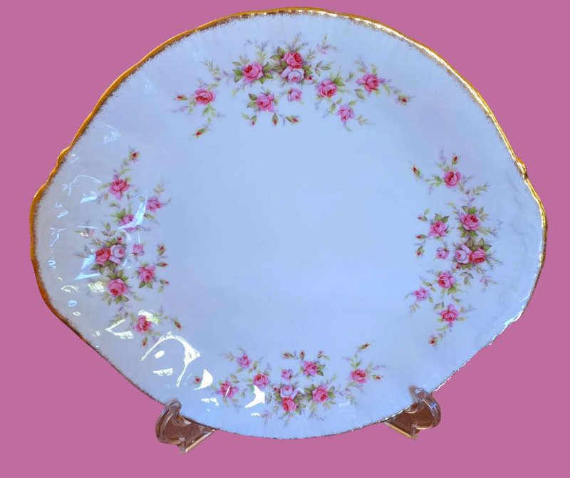 Royal Albert Paragon Victoriana Rose Full Tea set - 12 trio's