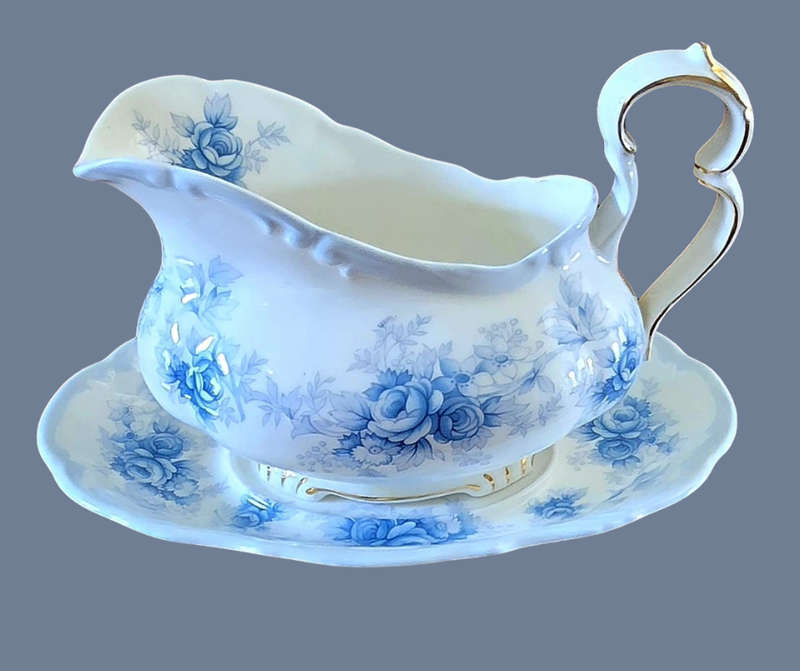 Royal Albert TIFFANY full dinner set - 35 piece set