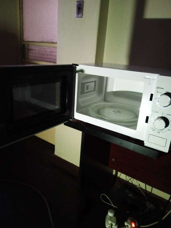 Microwave (Hisense)