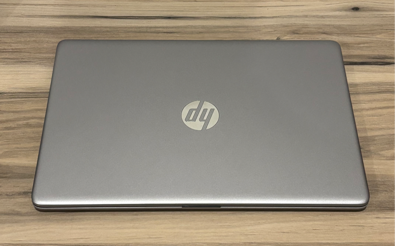 HP I5 12TH GEN
