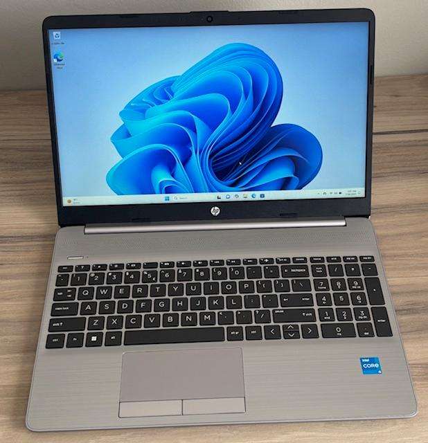 HP I5 12TH GEN