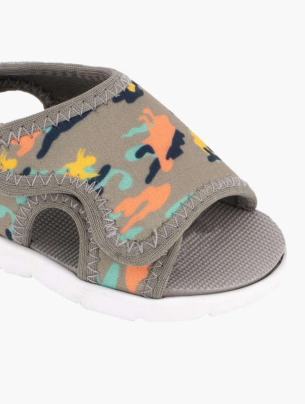 Woolworths Toddler Boy Camouflage Size 1 Sandals