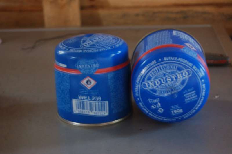 GAS CYLINDERS 2