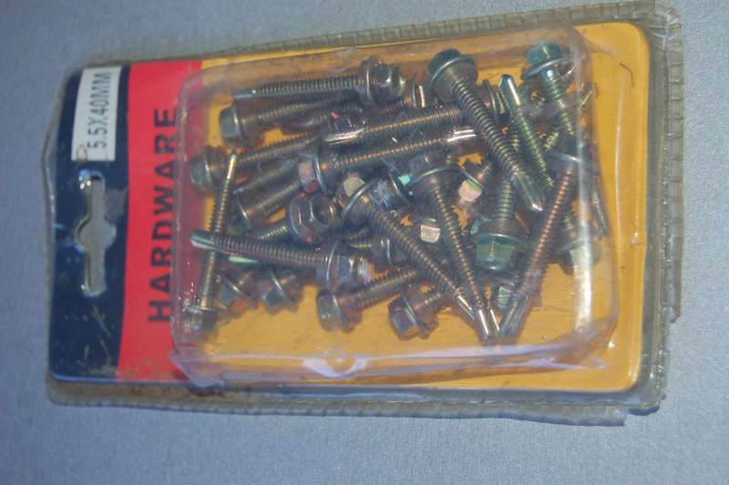 BOLT HEAD /SCREW SELF TAPPING 5MM X 40MM (35PCES in pack)