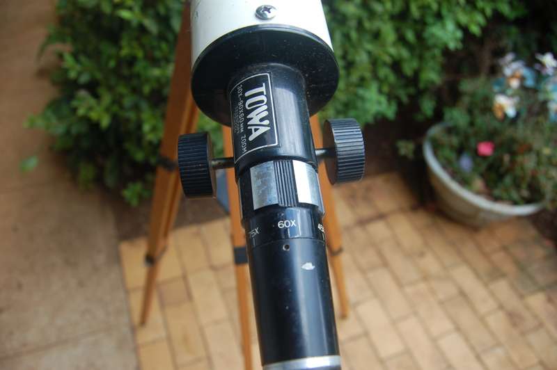 Vintage home Telescope with wooden fully adjusted tripod and swivel head 30x to 90x magnification