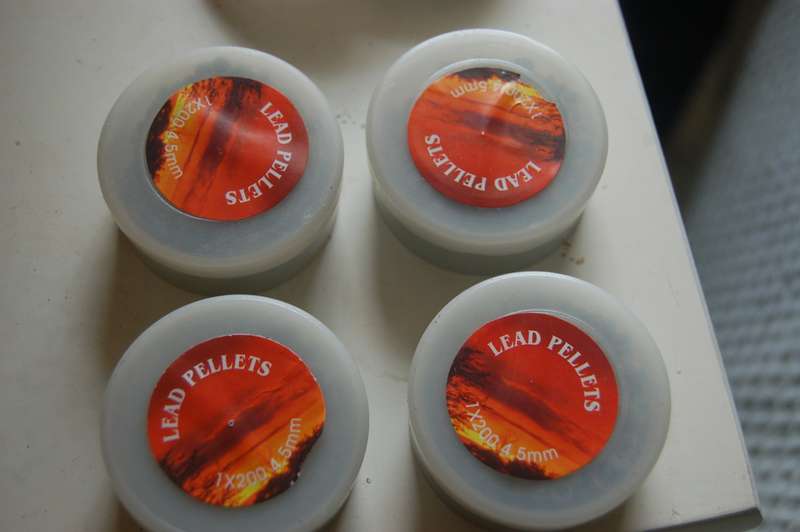 PELLETS FOR THE REGULAR 4.5MM PELLET GUN (200PCES IN CONTAINER)