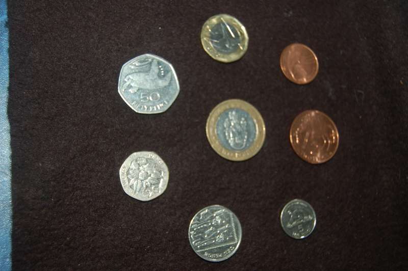 FULL COIN SET OF ST HELENA IN VERY GOOD CONDITION