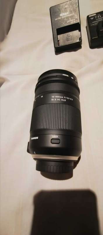 Nikon D5100 dslr with extras