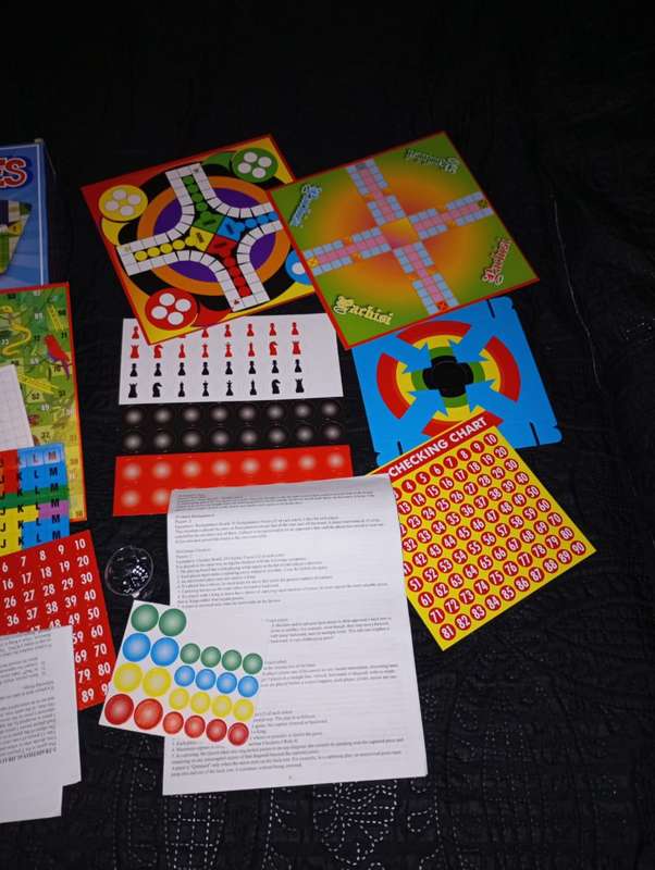 50 Family Games Compendium Set