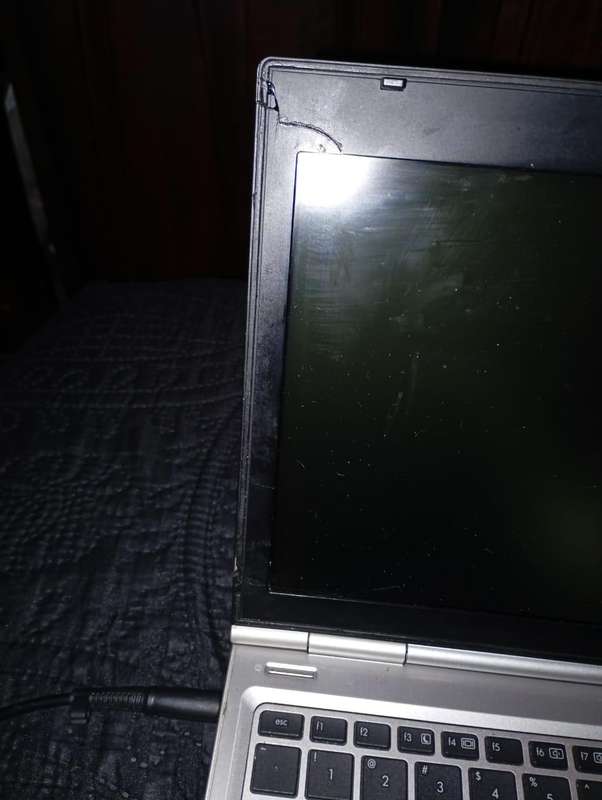 HP EliteBook 2560p Platinum Business Laptop | i7 intel Core 2.7Ghz | 128 SSD | 4GB RAM