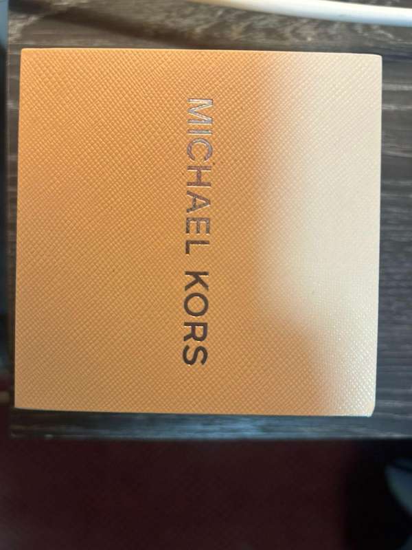 Original Michael Kors watch. R3500
