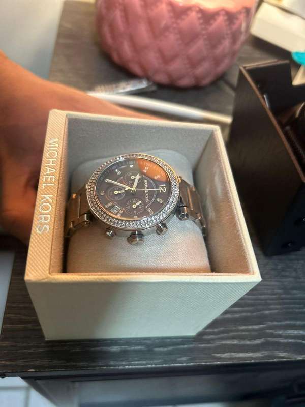 Original Michael Kors watch. R3500