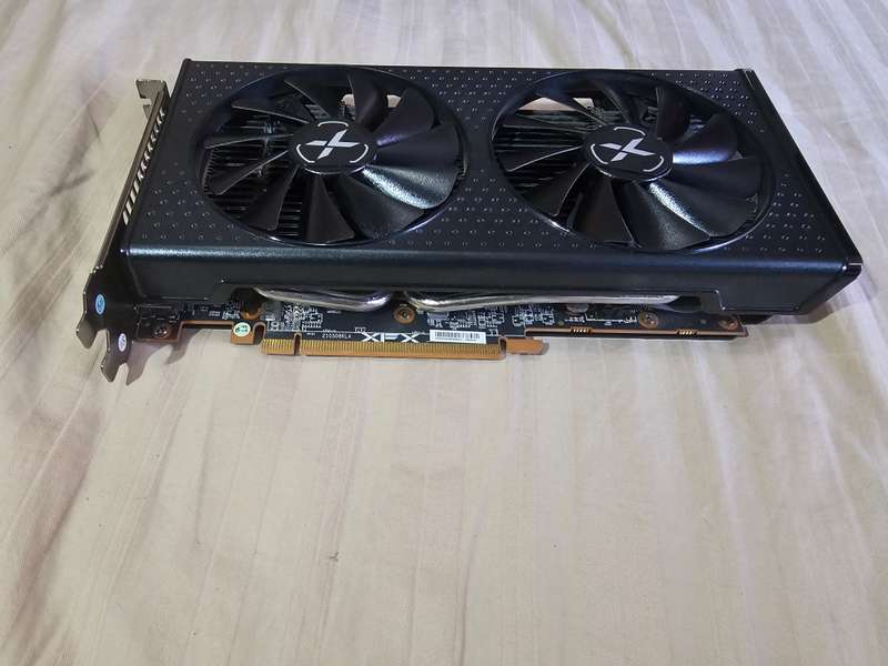 XFX Radeon RX 7600 8GB
