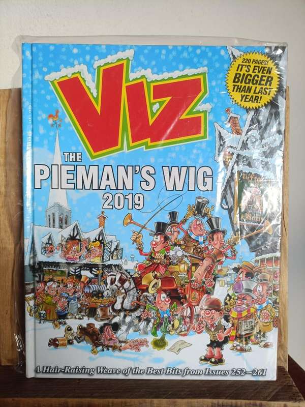 Viz Comic Annuals & Specials  Complete Bundle (9 Books, Like New & Sealed)