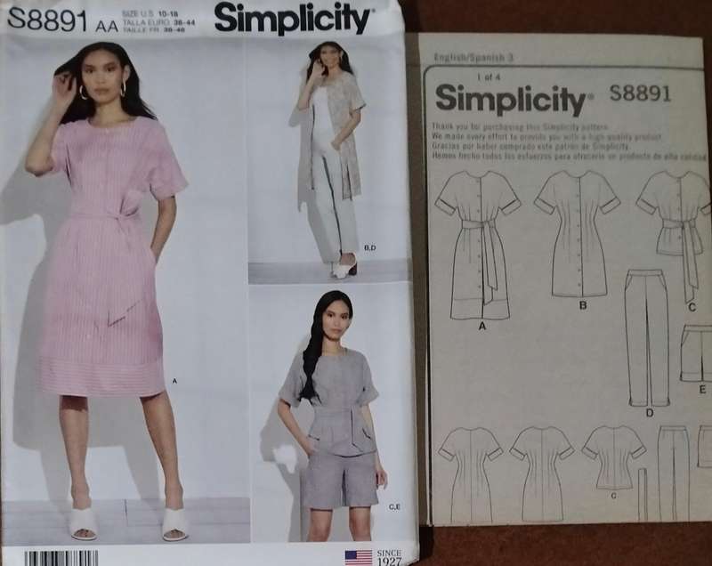 Simplitcity S8891 Size 10-18 Uncut Factory Folded Sewing Pattern