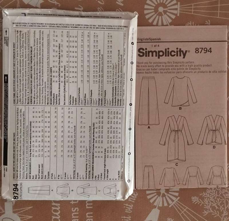 Simplicity 8794 Size 6-14 Uncut Factory Folded Sewing Pattern